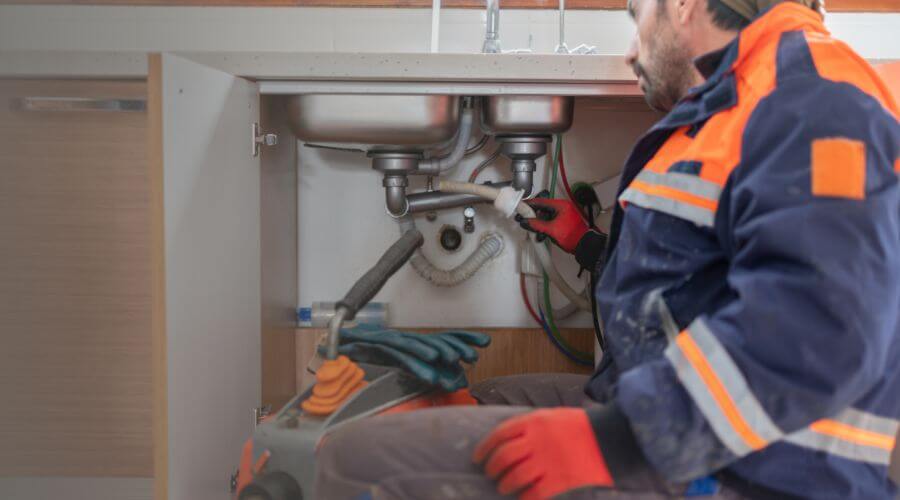 Residential Slab Leak Plumbing in Oilton, OK